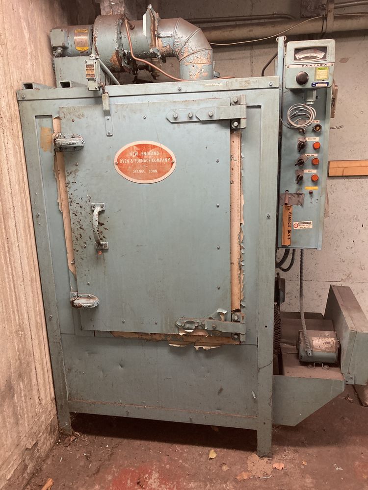 New England Oven & Furnace 600ºF Electric Oven W/Partlow Temperature