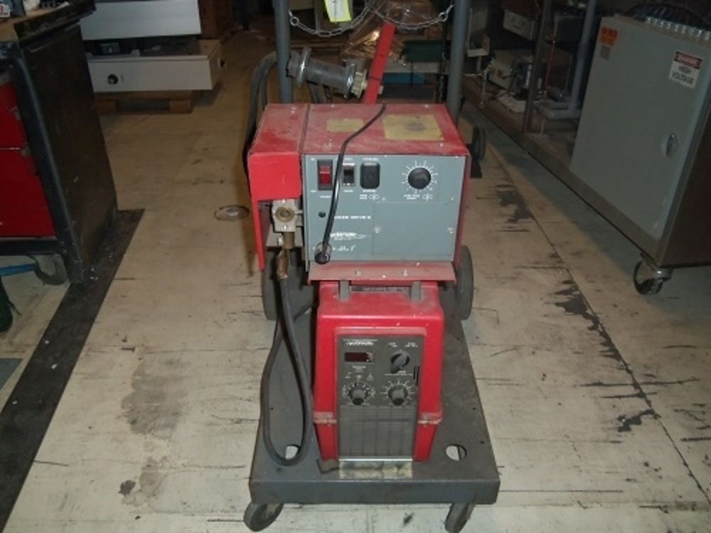 PowCon Cyclomatic 300 SM Mig Welder 200 Amps 1 Phase 300 Amps 3 Phase
