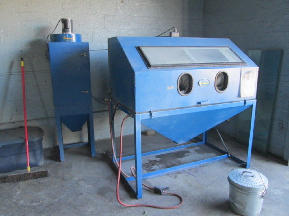 Eastwood Sandblaster Cabinet Mail Eastwood 60x36x24 Siphon Sandblast Cabinet W Reclaimer Window Protector