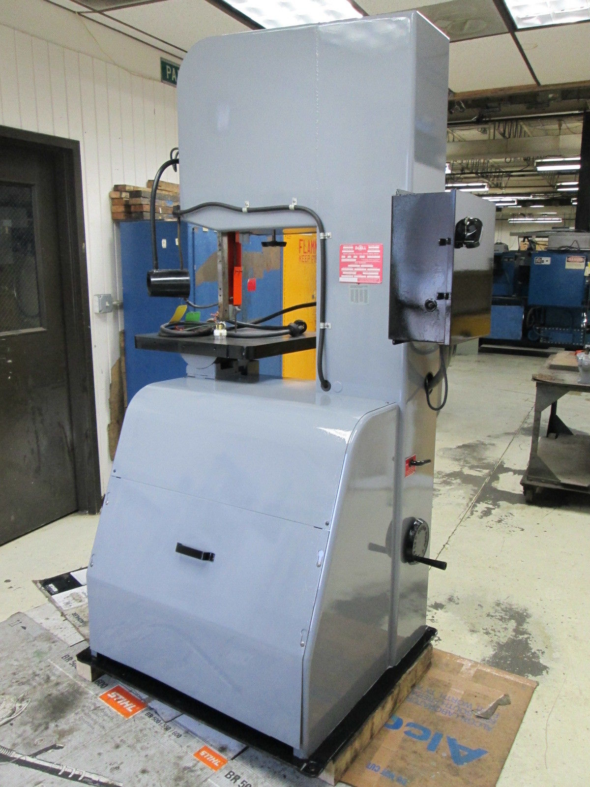 DOALL 2013 10 VERTICAL BAND SAW / WITH WELDER / GOOD CONDITION eBay