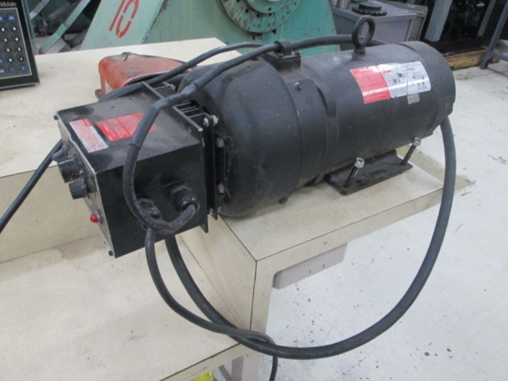 Dayton 11/2 Hp 180 VDC Permanent DC Motor W/Dayton DC Speed Control