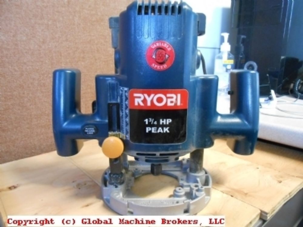 RYOBI VARIBLE SPEED PLUNGE ROUTER