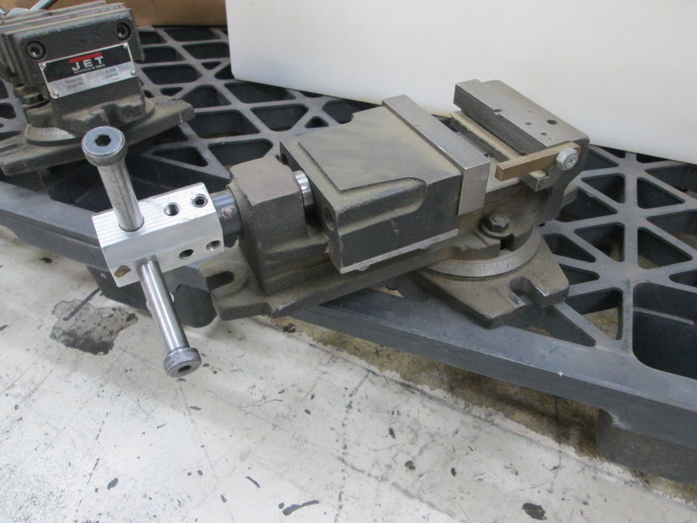 Jet Equipment & Tools Model K100 Manual Operation Milling Vise W