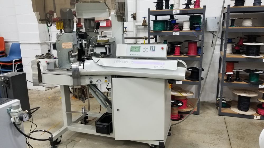 Komax Gamma 311 Automatic Cut/Strip/Crimp 60mm30m Wire Processing Machine