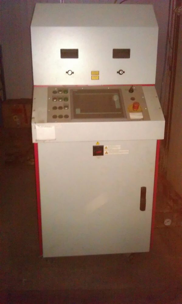 935 1 large