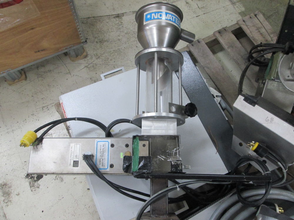 Maguire Products Inc MLG418 Volumetric Material Feeder W/Novatec 7"Dia Hopper