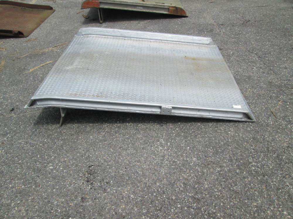 Uline Aluminum Construction Tapered Dock Plate 72"W X 54"L
